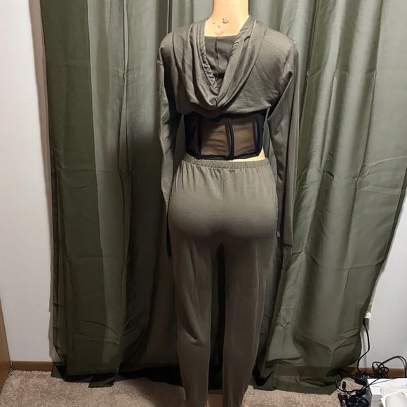 Olive Green Two-Piece Hoodie and Pants Set - Picture 2 of 2
